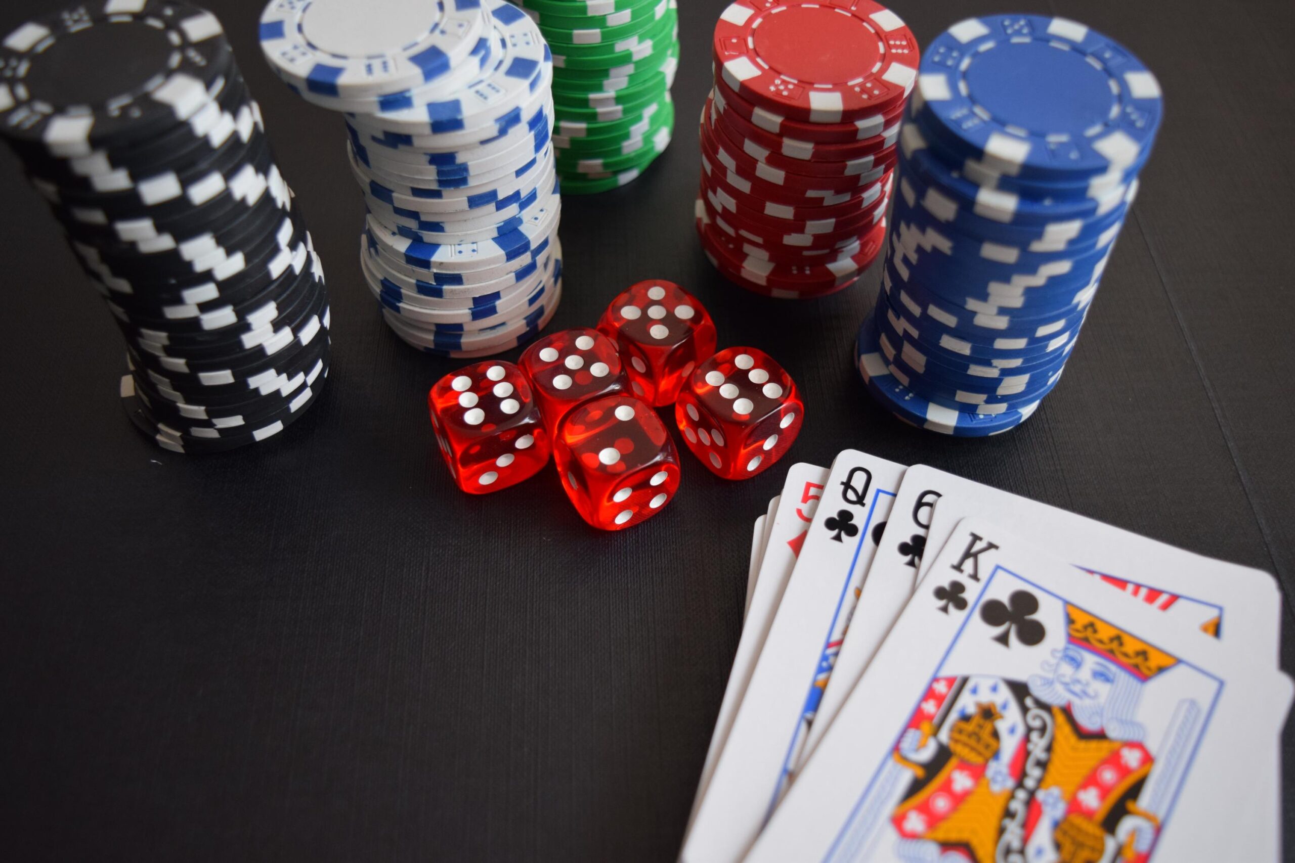 Winning Big: Real Stories of Casino Slot Machine Wins